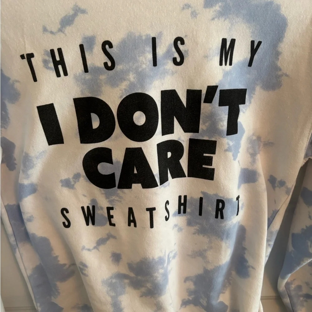 Wound Up White and Blue Statement Sweater - Picture 6 of 8